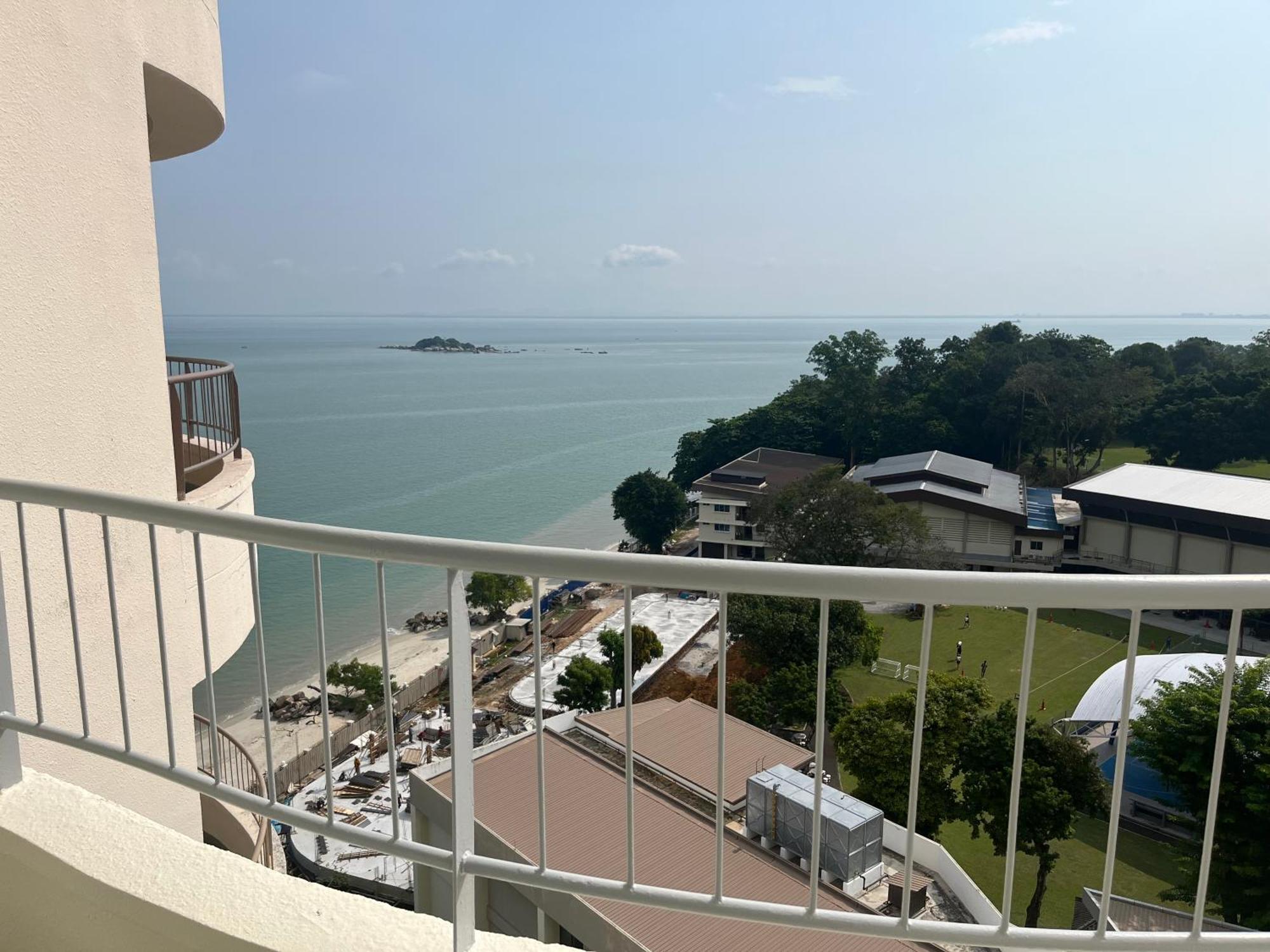 Paradise By The Sea In Penang By Veron At Rainbow Paradise Tanjung Bungah  Exterior foto